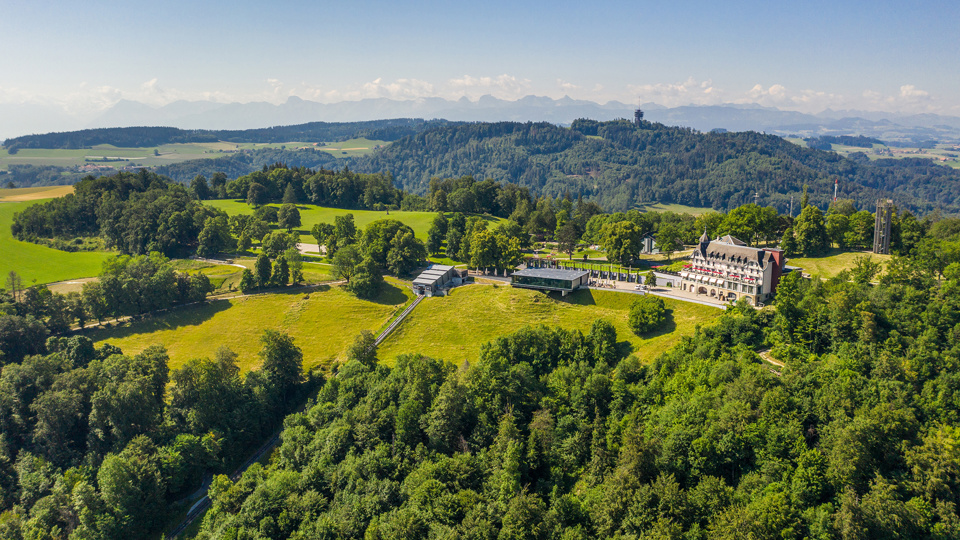 Der Gurten aus der Luftperspektive.