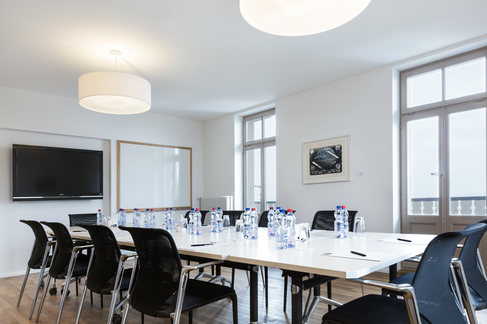 Blocktisch im Seminarraum EIS