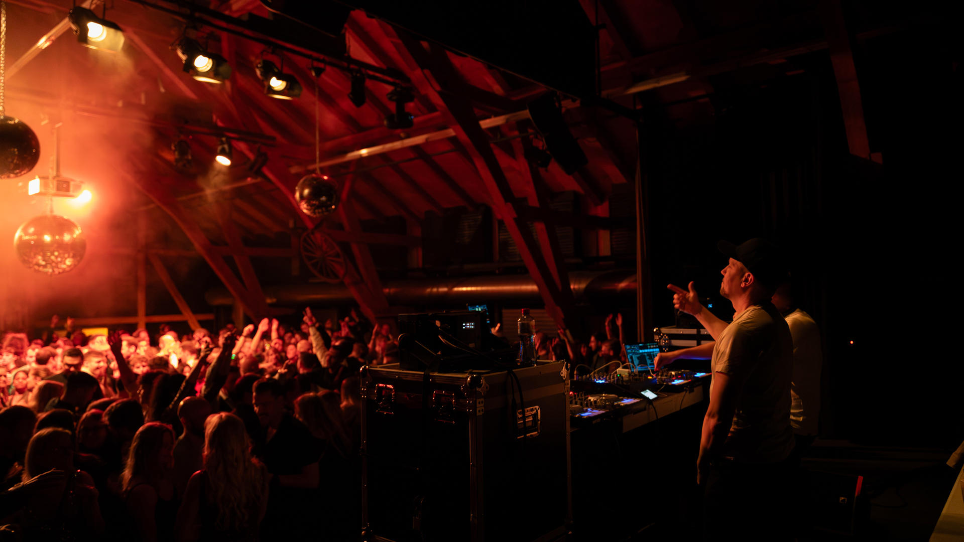 Silvesterparty in der Schüür mit DJ's von Radio Energy